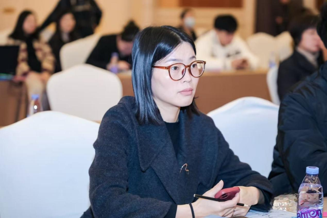 3b090a18b24a6730adc1b453c627fde